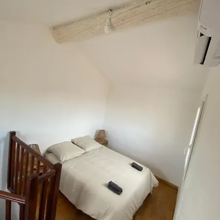 Duplex De Charme Avec Terrasses * Nimes